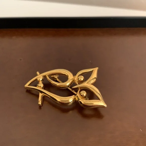 Vintage Trifari Owl brooch - Picture 4 of 6